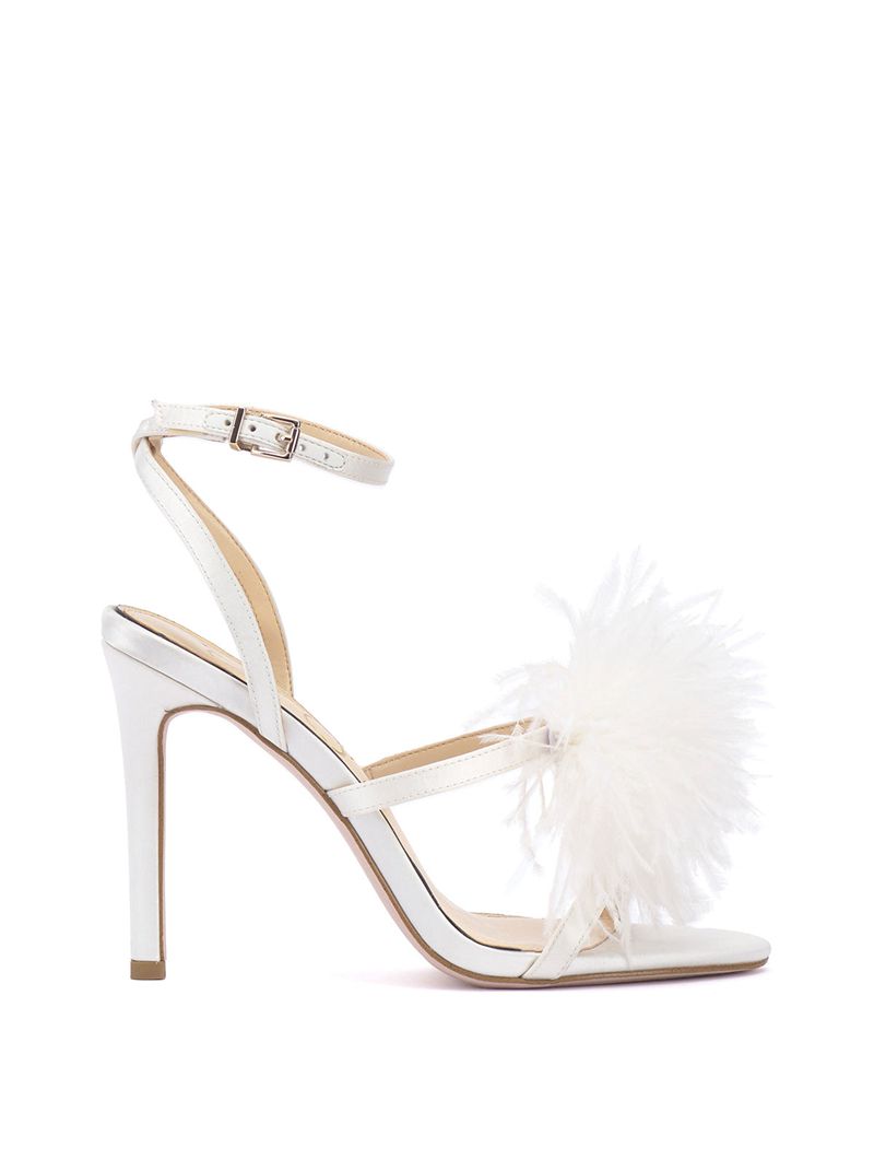 Women's Jessica Simpson Jenevya Sandals White | VGPKB-1039