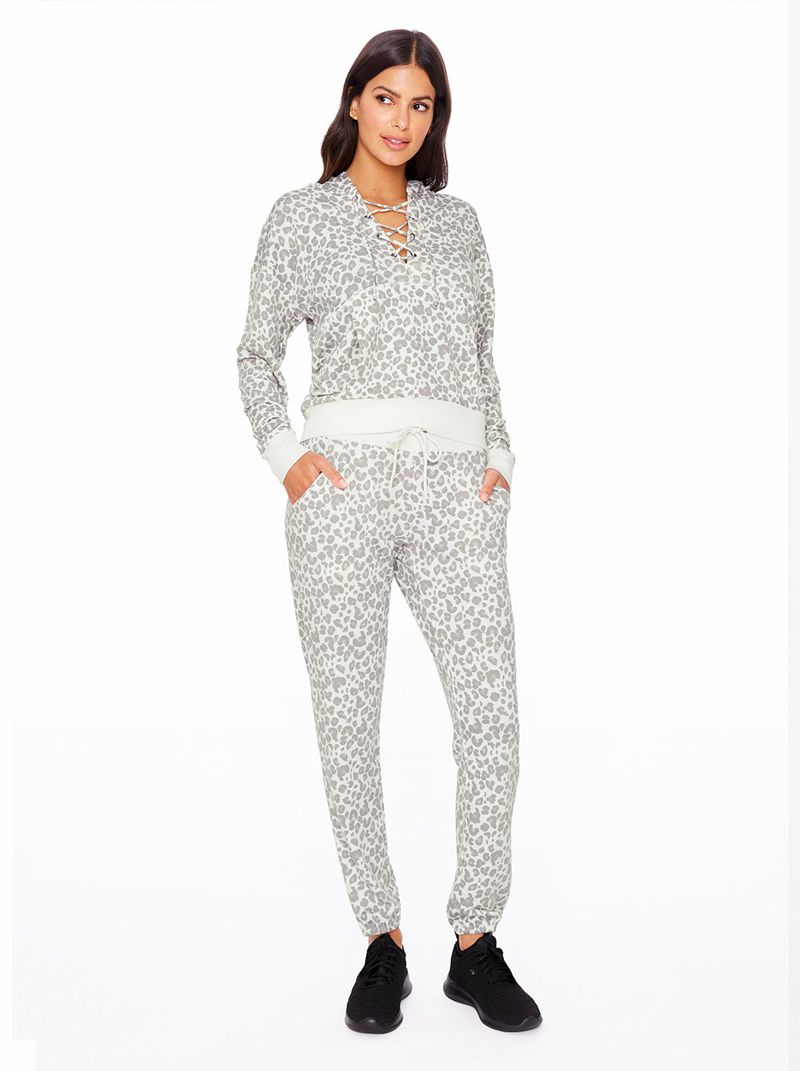 Women's Jessica Simpson Sunnyside Loungewear Silver Leopard | VWBMI-7856